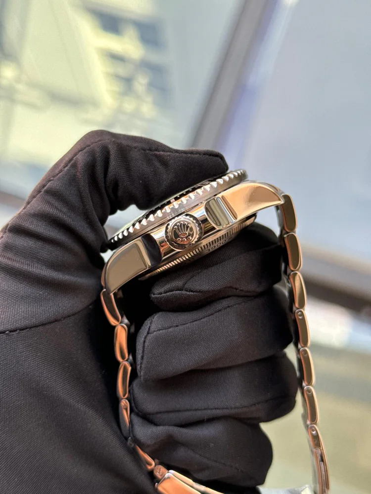 Rolex Sea-Dweller Deepsea 116660